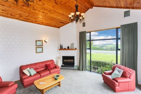 Photo of property in 24 Grace James Road, Pukekohe, 2120