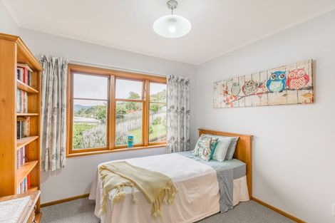 Photo of property in 367 Main Road, Tawa, Wellington, 5028
