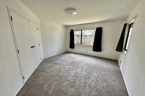 Photo of property in 2/45 Deep Creek Road, Waiake, Auckland, 0630