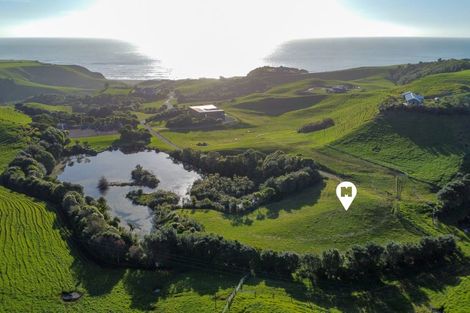 Photo of property in 8 Washer Road, Omata, New Plymouth, 4374