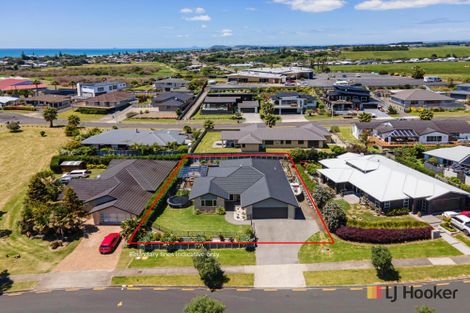 Photo of property in 29 Browns Drive, Waihi Beach, 3611