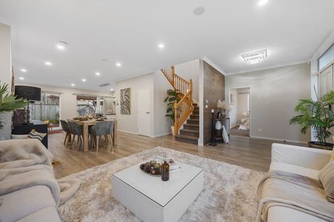 Photo of property in 5 Creggan Crescent, Flat Bush, Auckland, 2019