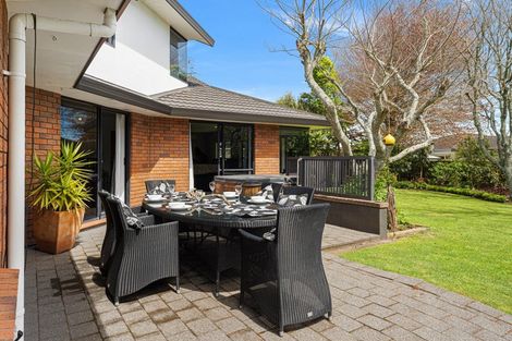 Photo of property in 21a Kinross Drive, Merrilands, New Plymouth, 4312