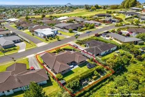 Photo of property in 92 Falcon Drive, Welcome Bay, Tauranga, 3112