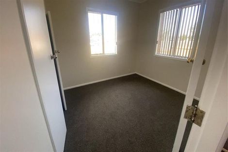 Photo of property in 61a Cambridge Terrace, Papatoetoe, Auckland, 2025