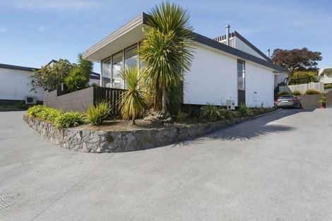 Photo of property in 1/232 Lake Terrace, Waipahihi, Taupo, 3330