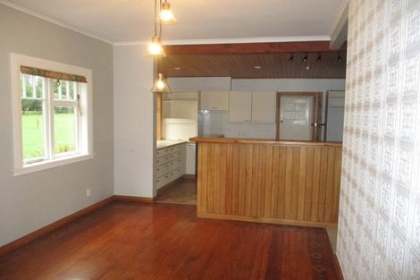 Photo of property in 32 Mcdonald Road, Levin, 5571