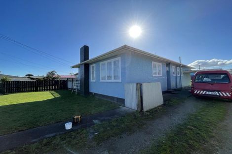 Photo of property in 14 Omori Place, Castlecliff, Whanganui, 4501