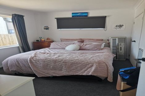 Photo of property in 8b Lee Place, Bader, Hamilton, 3206