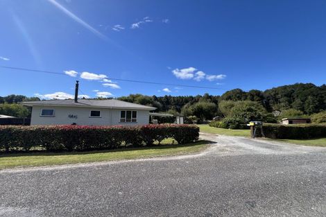 Photo of property in 107 Red Jacks Road, Ngahere, Dobson, 7872