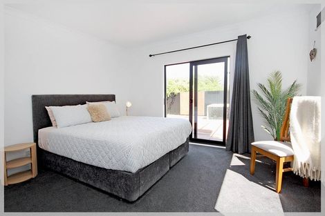 Photo of property in 6 Dustin Street, Foxton Beach, Foxton, 4815