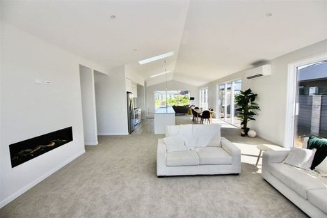 Photo of property in 15 Awatea Drive, Whitianga, 3510