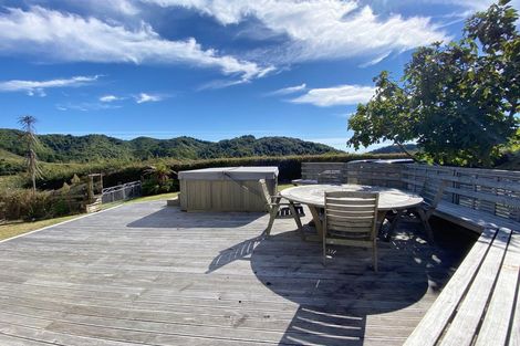 Photo of property in 242 Kuku East Road, Kuku, Levin, 5570