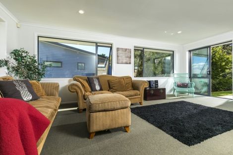 Photo of property in 3 Aberley Road, Schnapper Rock, Auckland, 0632