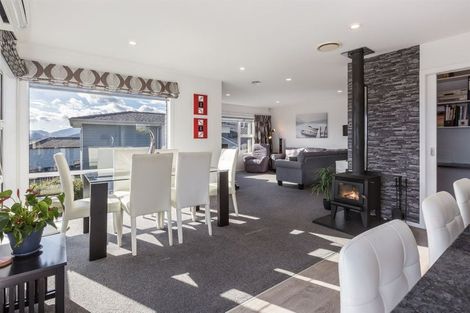 Photo of property in 62 Endeavour Drive, Whitby, Porirua, 5024