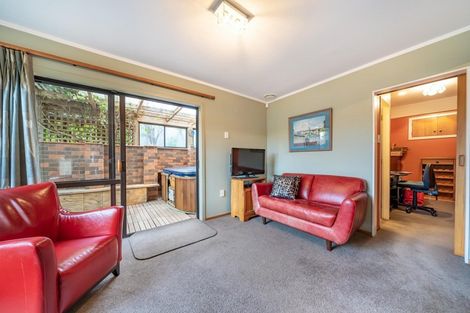 Photo of property in 11 Halladale Road, Papakowhai, Porirua, 5024