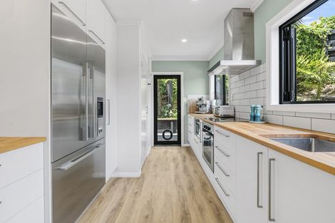 Photo of property in 1/91 Balmain Road, Birkenhead, Auckland, 0626