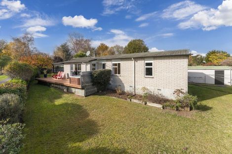Photo of property in 23 Kereru Street, Two Mile Bay, Taupo, 3330