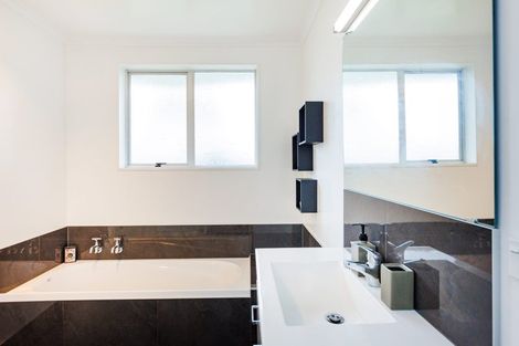 Photo of property in 25 Rata Street, Roslyn, Palmerston North, 4414