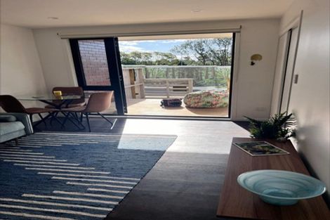 Photo of property in 49 Te Puketoka Lane, Mangere, Auckland, 2022