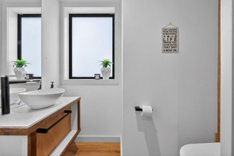 Photo of property in 9a Haunui Road, Pukerua Bay, 5026