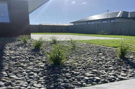 Photo of property in 72 Turuturu Road, Hawera, 4674