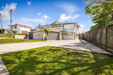 Photo of property in 24 Verbena Road, Birkdale, Auckland, 0626