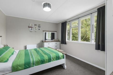 Photo of property in 393 Cambridge Terrace, Naenae, Lower Hutt, 5011