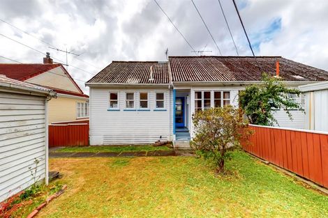 Photo of property in 15 Grierson Street, Naenae, Lower Hutt, 5011