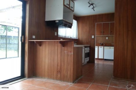 Photo of property in 28 Urlich Drive, Ranui, Auckland, 0612