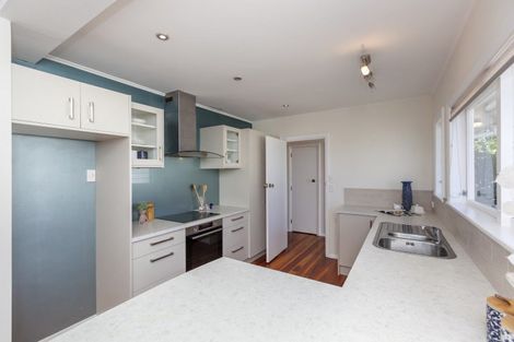 Photo of property in 9b The Esplanade, Raumati South, Paraparaumu, 5032