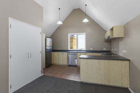 Photo of property in Victoria Villas, 23/35 Pirie Street, Mount Victoria, Wellington, 6011