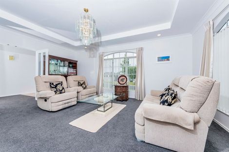 Photo of property in 16 Hendrika Court, Hobsonville, Auckland, 0618