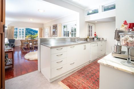 Photo of property in 76 Upland Road, Kelburn, Wellington, 6012