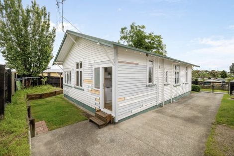 Photo of property in 1 Tapuaeotu Way, Welcome Bay, Tauranga, 3112