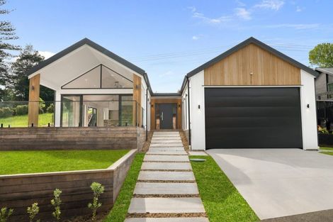 Photo of property in 7 Kaihuia Lane, Clevedon, 2582