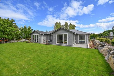 Photo of property in 8 Redwoods Lane, Helensburgh, Dunedin, 9010