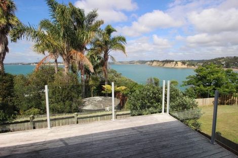 Photo of property in 811b Whangaparaoa Road, Manly, Whangaparaoa, 0930