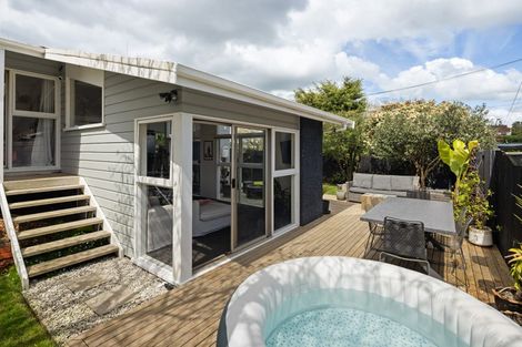 Photo of property in 178 Whatawhata Road, Dinsdale, Hamilton, 3204