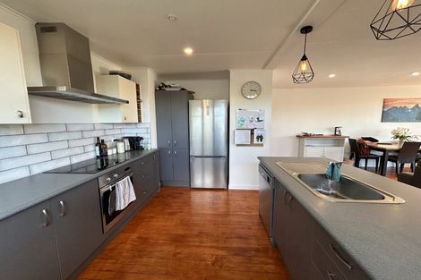 Photo of property in 254 Seaview Road, Stoke, Nelson, 7011