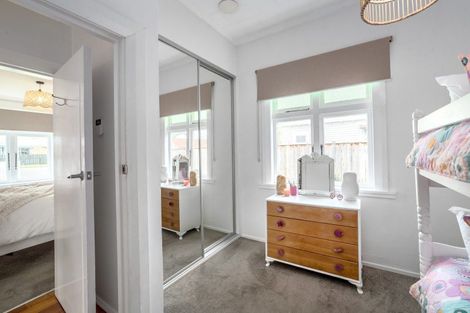 Photo of property in 30 Augustus Street, Carterton, 5713