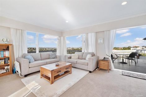 Photo of property in 3 Speedy Crescent, Hillcrest, Auckland, 0627