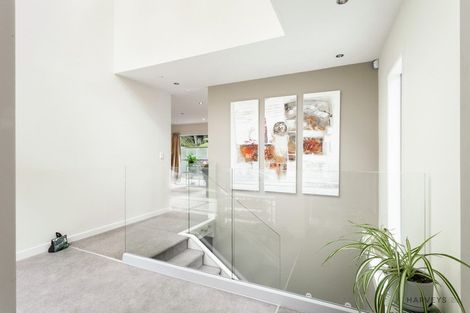 Photo of property in 13 Miha Road, Titirangi, Auckland, 0604