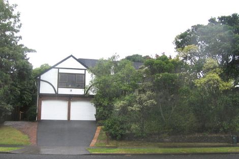 Photo of property in 111 Chelsea View Drive, Chatswood, Auckland, 0626