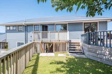 Photo of property in 42 Hicks Crescent, Waikanae Beach, Waikanae, 5036