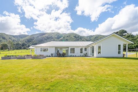 Photo of property in 319 Marchant Road, Kaitoke, Upper Hutt, 5018