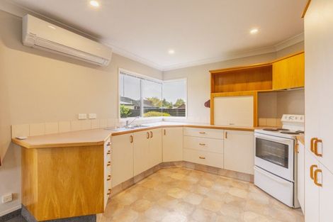 Photo of property in 2/68 Guppy Road, Greenmeadows, Napier, 4112