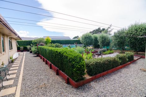 Photo of property in 6 Kenwyn Drive, Carterton, 5713