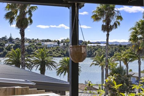 Photo of property in 6 Opotoru Road, Raglan, 3225