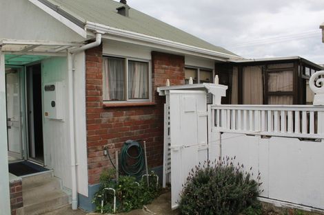 Photo of property in 7 Mccallum Street, Dannevirke, 4930